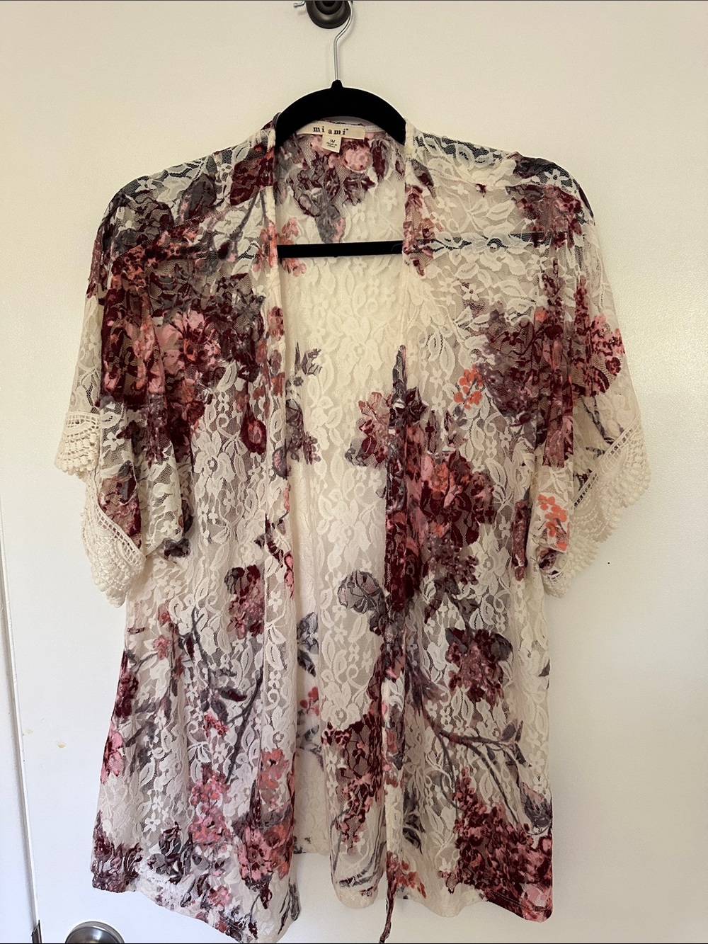 miami Cream Lace Floral Kimono with Pink and Burgundy Blooms
